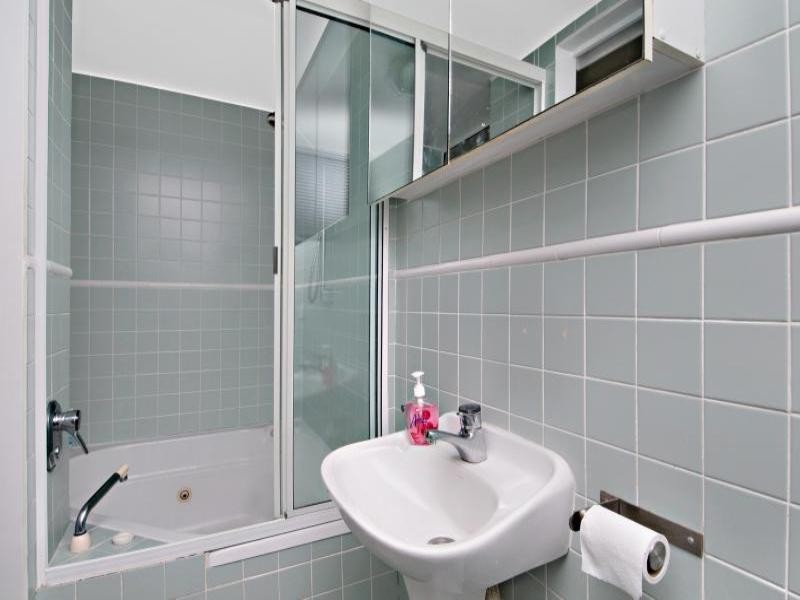 5/11 Sandhurst Court, Dingle Avenue, Kings Beach QLD 4551