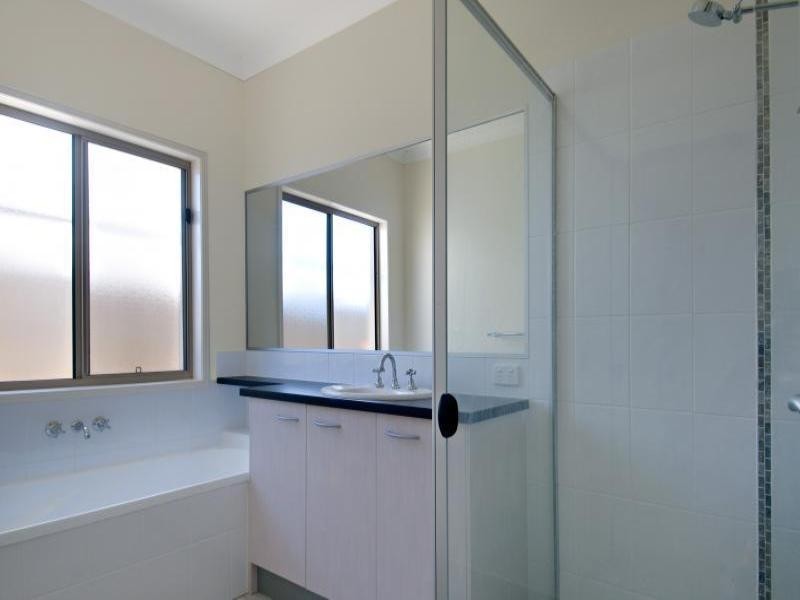 8 Gipps Street, Caloundra QLD 4551