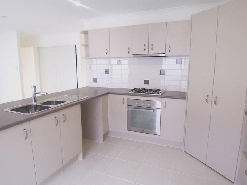 27 Elvena Circuit, Little Mountain QLD 4551