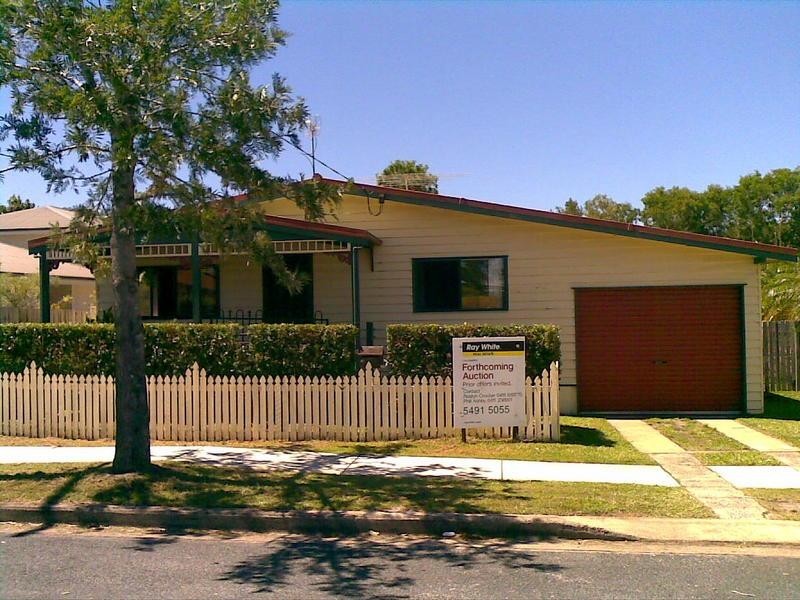 12 Suller Street, Caloundra QLD 4551