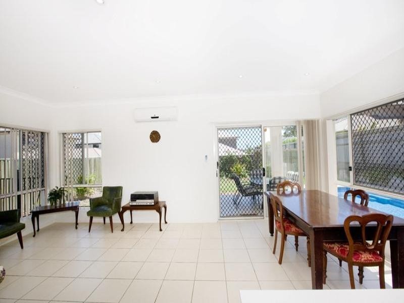 4 Park Hollow Mews, Little Mountain QLD 4551