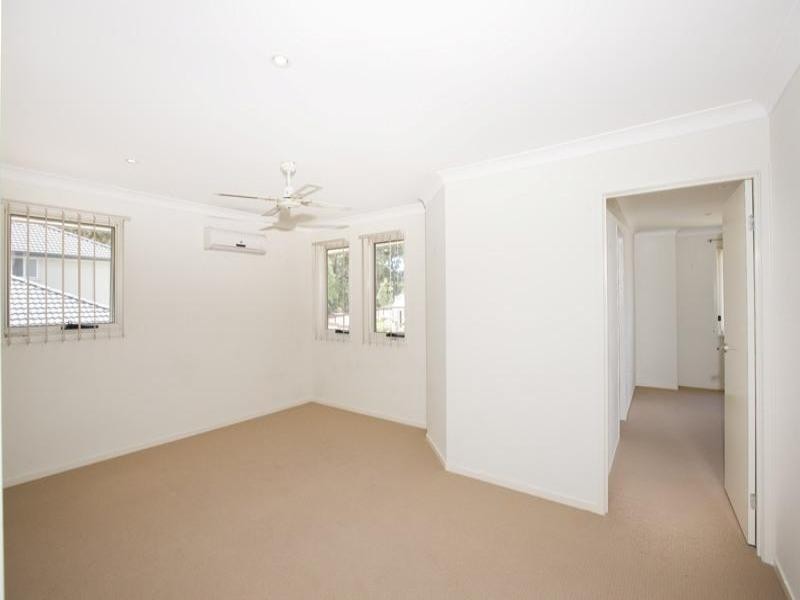 4 Park Hollow Mews, Little Mountain QLD 4551