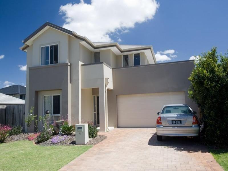 4 Park Hollow Mews, Little Mountain QLD 4551