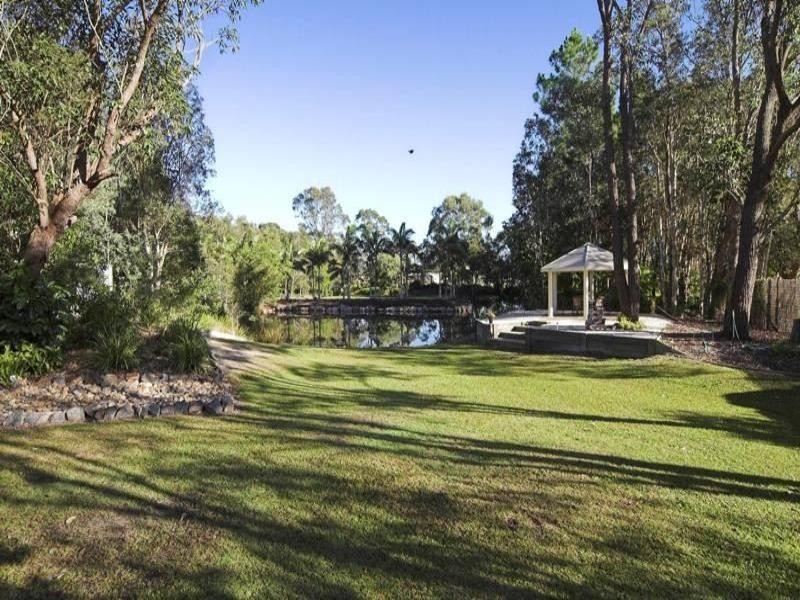 17 Rivers Road, Glass House Mountains QLD 4518