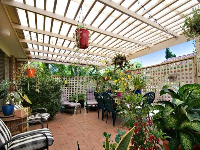 2/16 Slim Crescent, Golden Beach QLD 4551