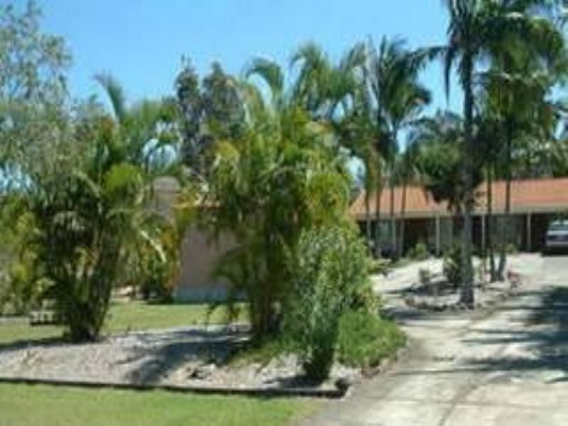 2 Brolga Court, Little Mountain QLD 4551