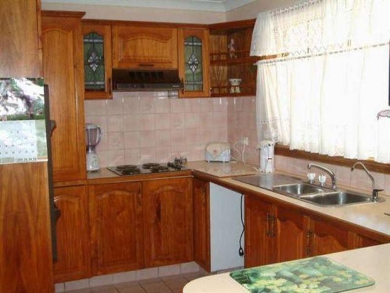 2 Brolga Court, Little Mountain QLD 4551