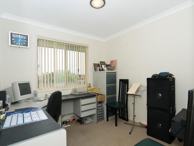 4 Primrose Place, Little Mountain QLD 4551