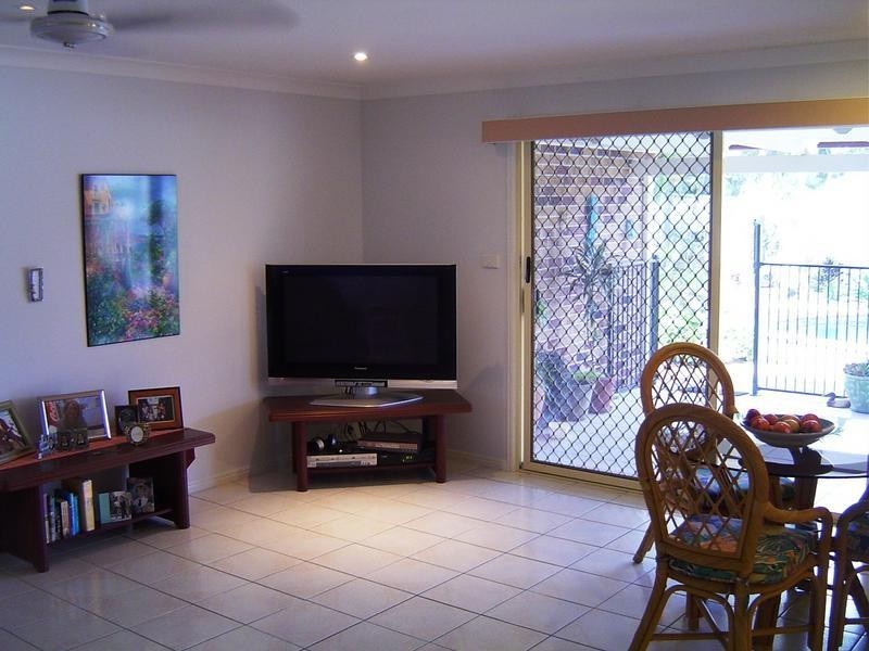 4 Ruskin Place, Caloundra QLD 4551