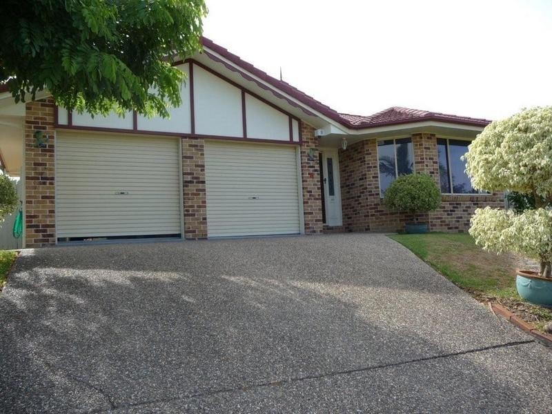 4 Ruskin Place, Caloundra QLD 4551