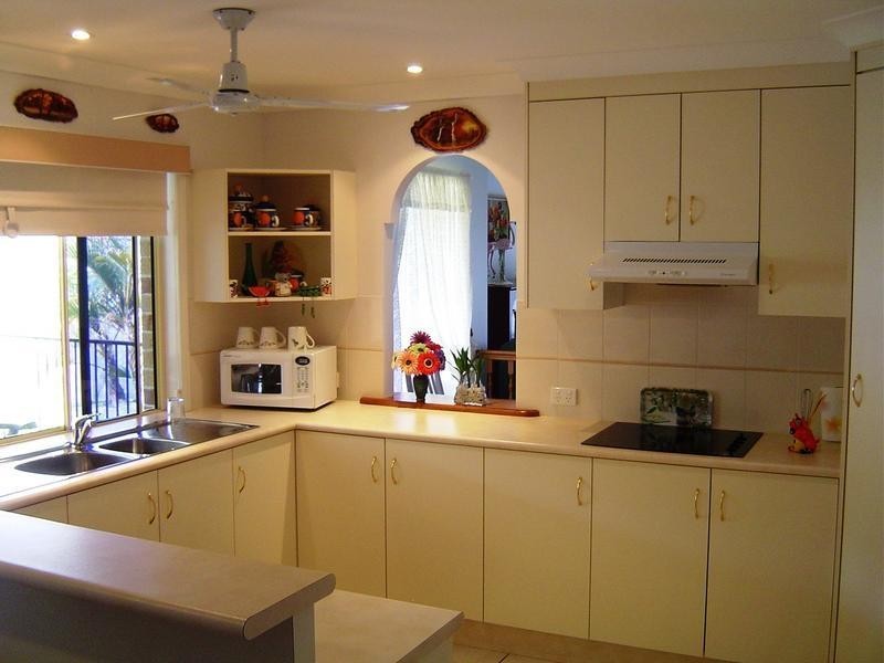 4 Ruskin Place, Caloundra QLD 4551