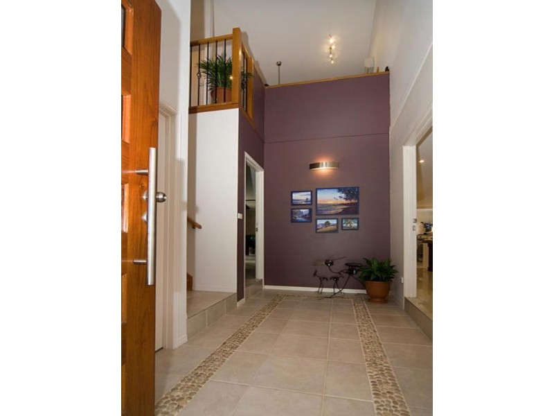 21 Highclare Court, Little Mountain QLD 4551