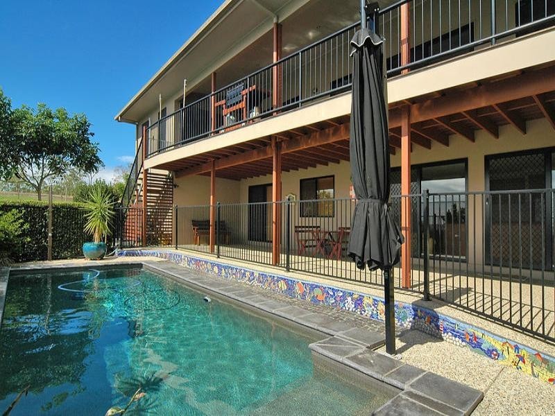 21 Highclare Court, Little Mountain QLD 4551