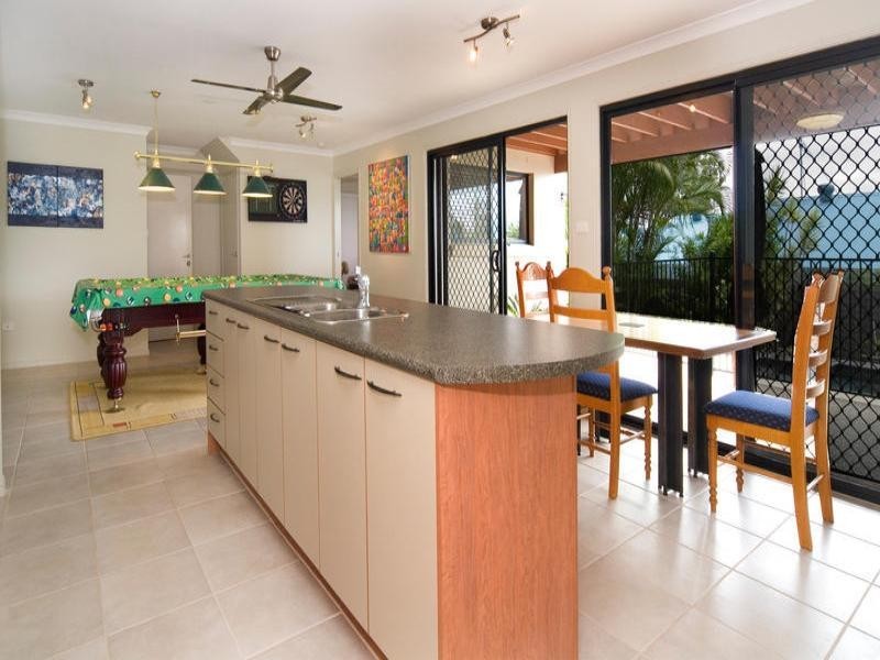 21 Highclare Court, Little Mountain QLD 4551