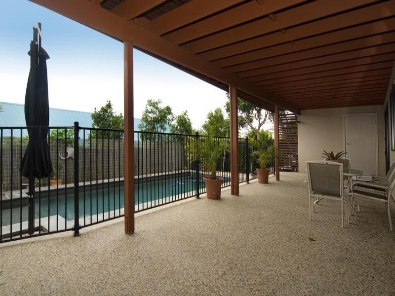 21 Highclare Court, Little Mountain QLD 4551