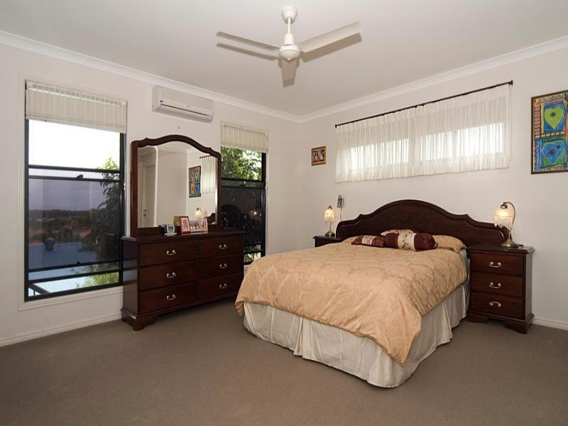 21 Highclare Court, Little Mountain QLD 4551