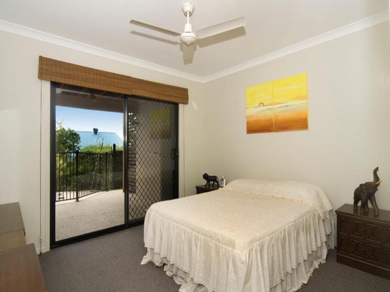 21 Highclare Court, Little Mountain QLD 4551