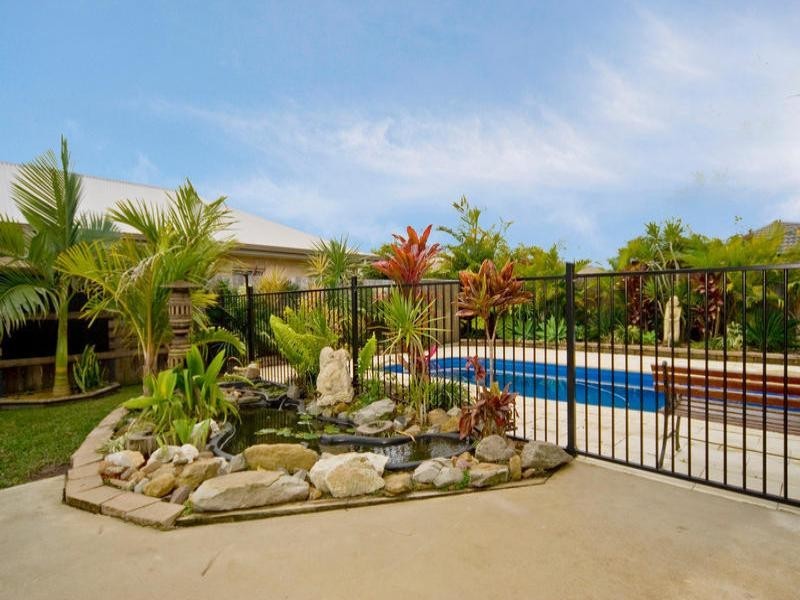 7 Ivadale Boulevard, Little Mountain QLD 4551