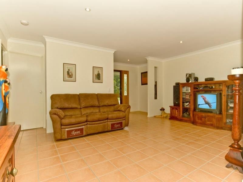 7 Ivadale Boulevard, Little Mountain QLD 4551