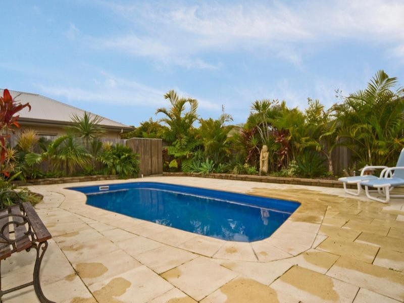 7 Ivadale Boulevard, Little Mountain QLD 4551