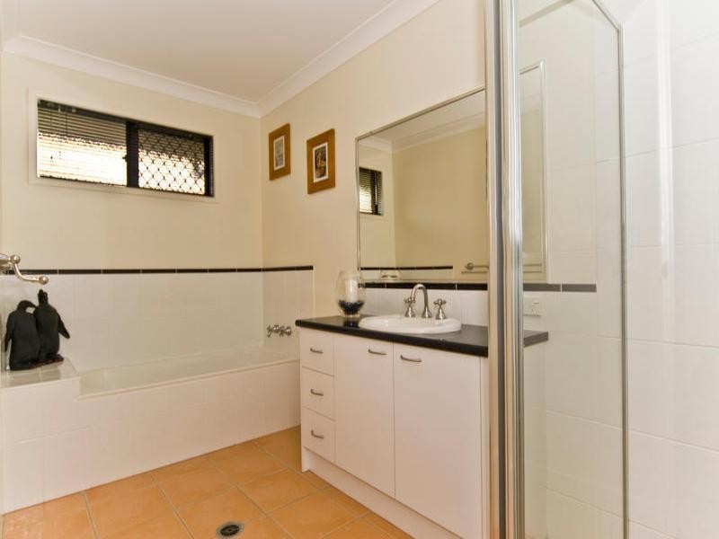 7 Ivadale Boulevard, Little Mountain QLD 4551