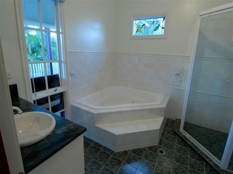 125 Landsborough Parade, Golden Beach QLD 4551