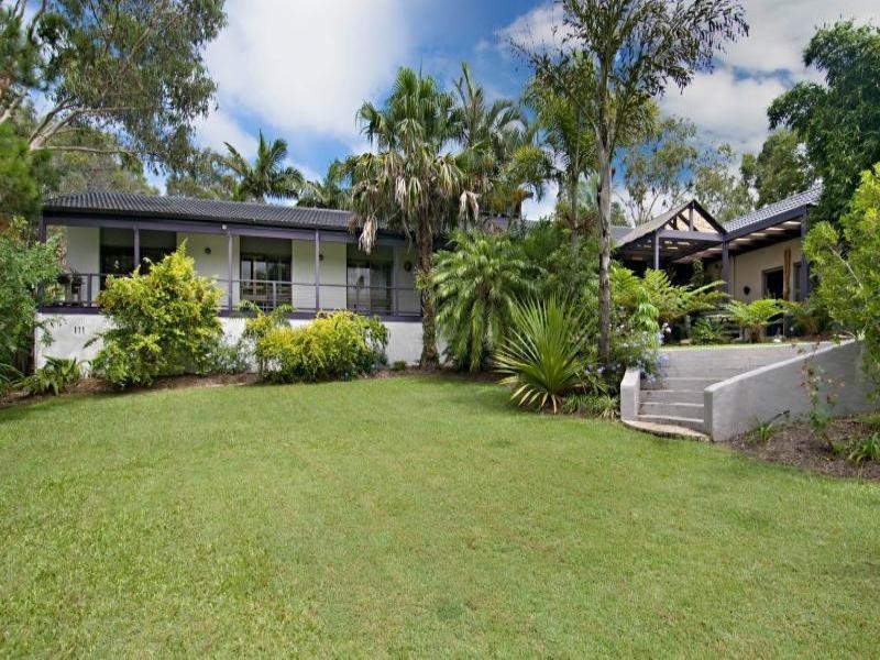 2 Lexington Drive, Little Mountain QLD 4551