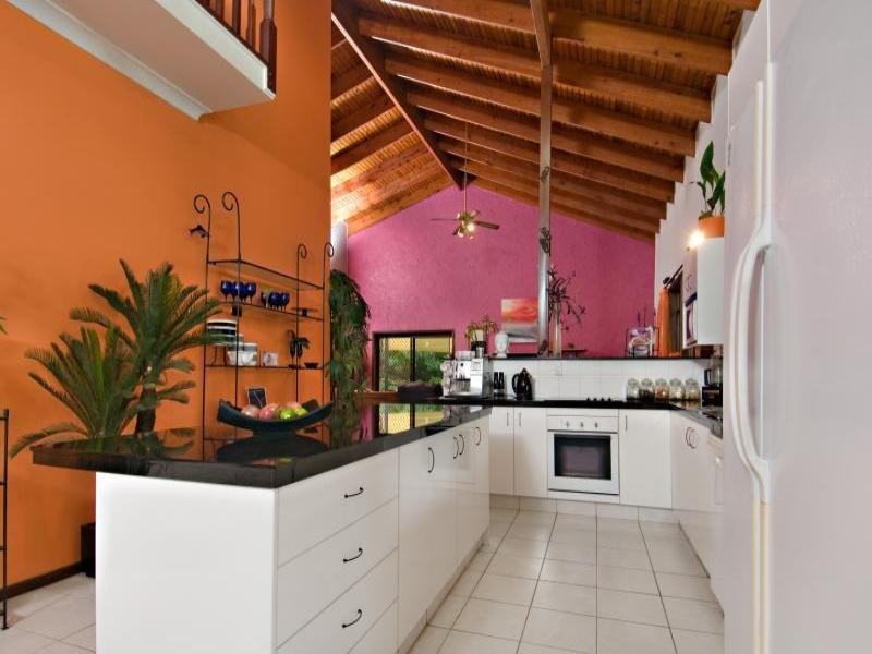 2 Lexington Drive, Little Mountain QLD 4551