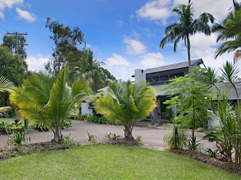 2 Lexington Drive, Little Mountain QLD 4551