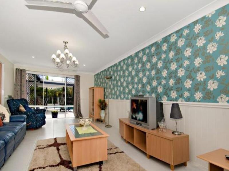 15 Brushbox Place, Meridan Plains QLD 4551