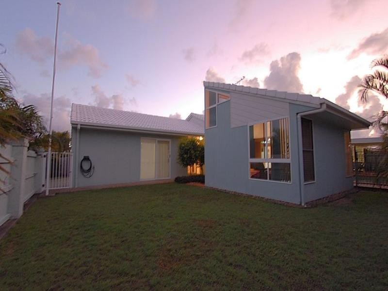 4 Fantail Place, Wurtulla QLD 4575