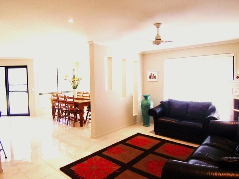 53 Alicia Circuit, Little Mountain QLD 4551