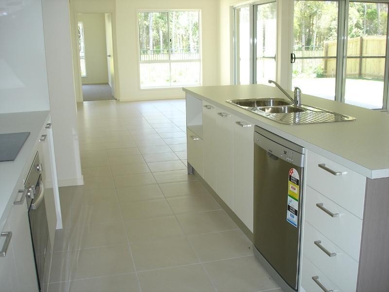 21 Satinash Street, Meridan Plains QLD 4551