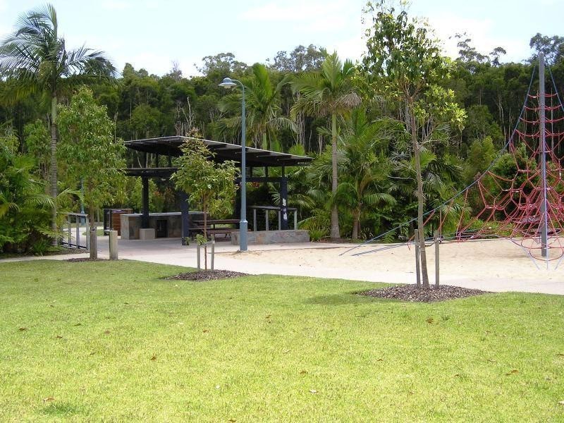 27 Lacebark Street, Meridan Plains QLD 4551