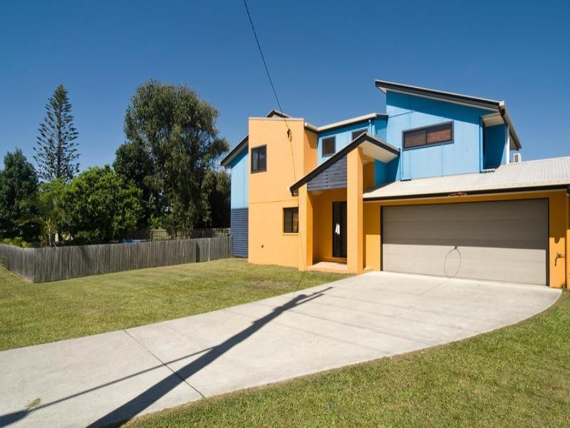 3 Coonoowrin Street, Dicky Beach QLD 4551