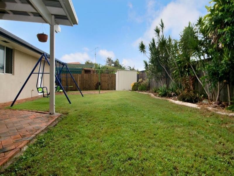 15 Karumba Street, Warana QLD 4575