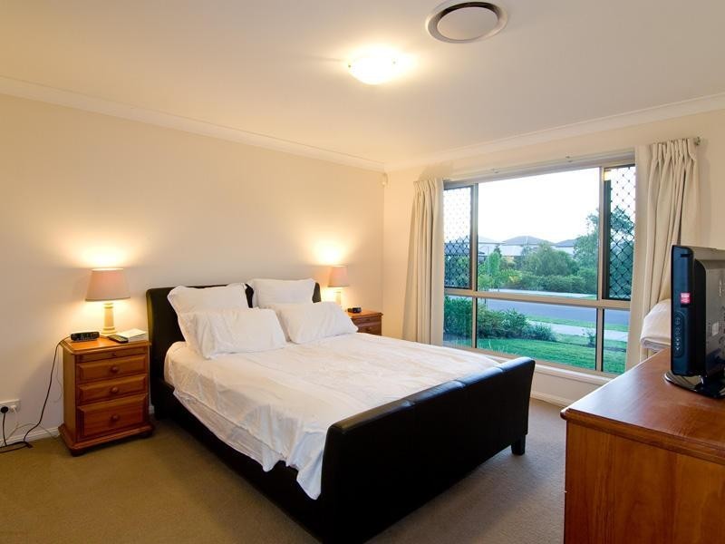 29 Ivadale Boulevard, Little Mountain QLD 4551