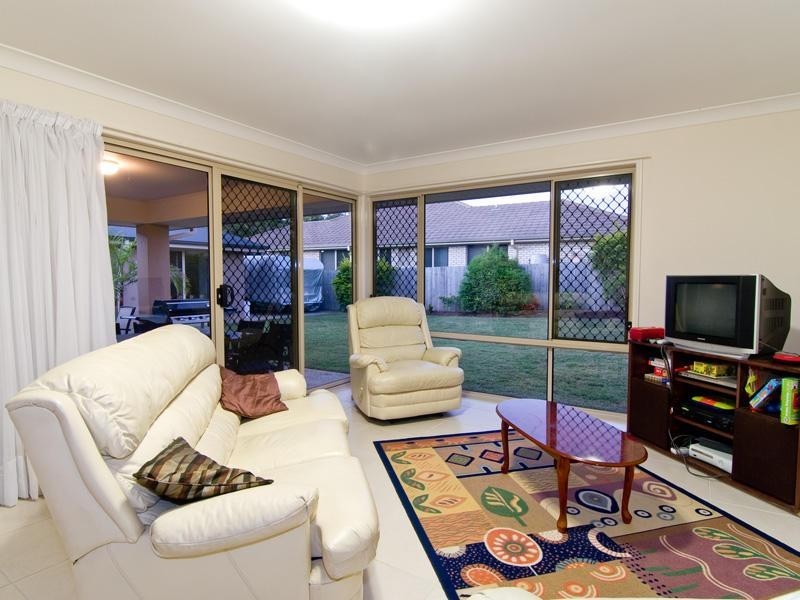 29 Ivadale Boulevard, Little Mountain QLD 4551