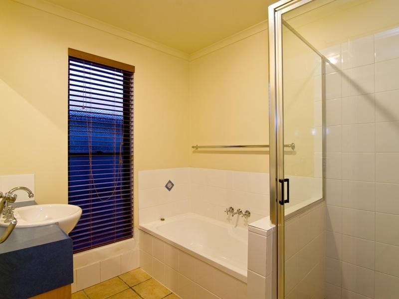 12 Cedar Court, Currimundi QLD 4551