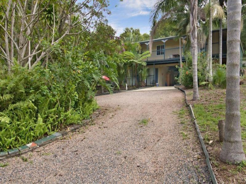 8 Brolga Court, Little Mountain QLD 4551