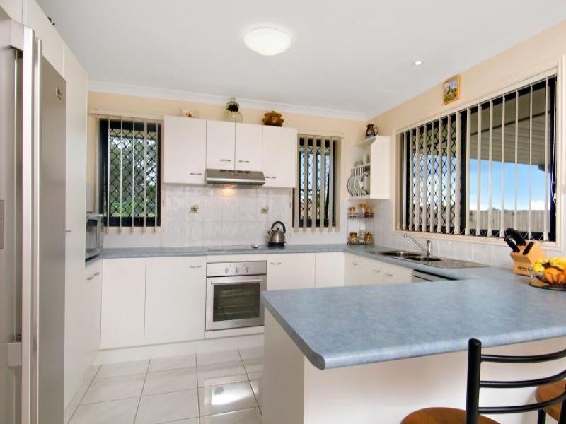 52 Discovery Drive, Little Mountain QLD 4551