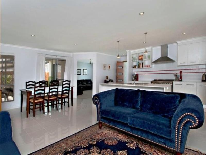 42 Grampion Drive, Caloundra QLD 4551