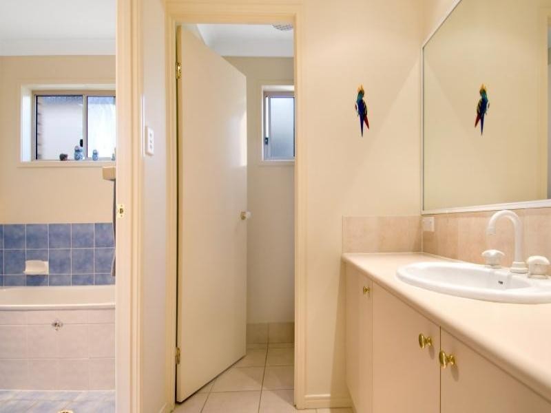 4 Mowburra Place, Caloundra QLD 4551