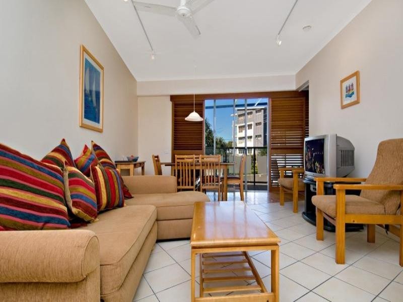 40/8 Rolling Surf Resort, Levuka Avenue, Kings Beach QLD 4551