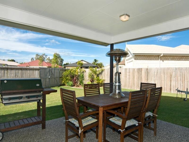 2 Kakadu Court, Little Mountain QLD 4551