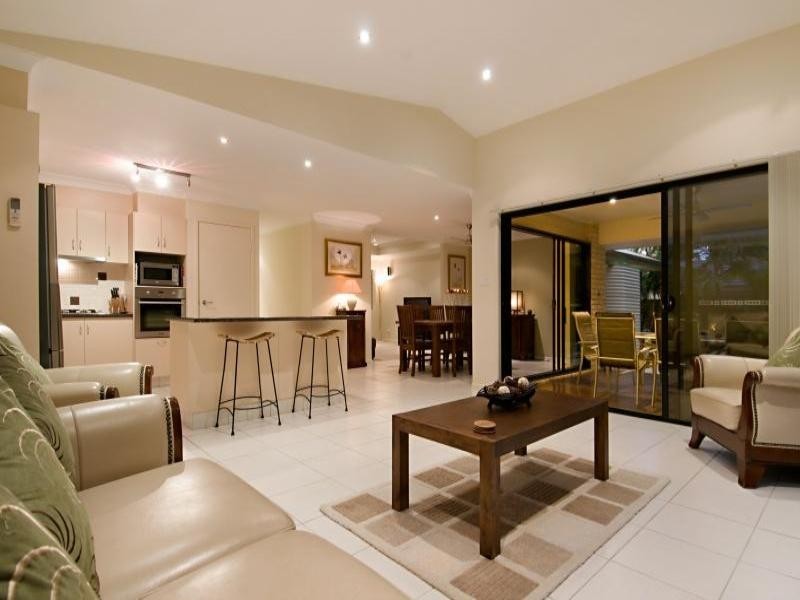 21 The Dales Crescent, Little Mountain QLD 4551