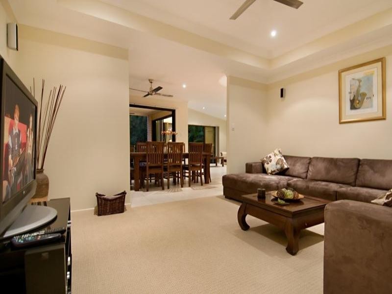 21 The Dales Crescent, Little Mountain QLD 4551