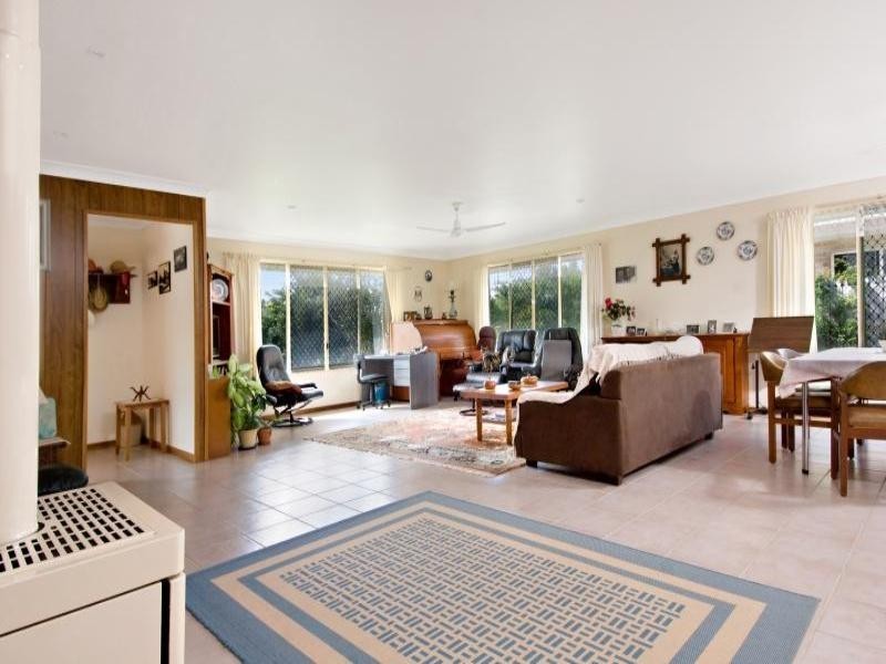 20 Bluegrass Street, Little Mountain QLD 4551
