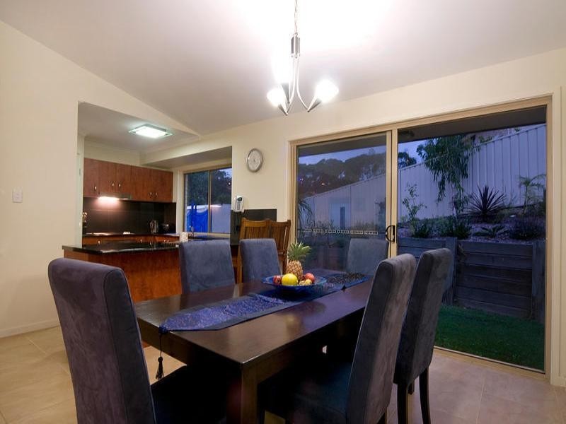 25 Highclare Court, Little Mountain QLD 4551