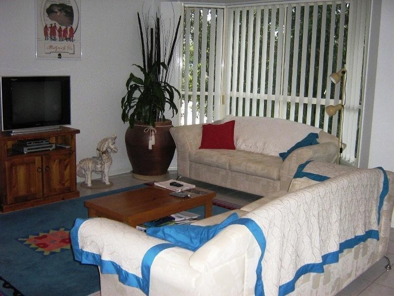 2/7 Kaileas Outlook, Lancewood Street, Caloundra West QLD 4551